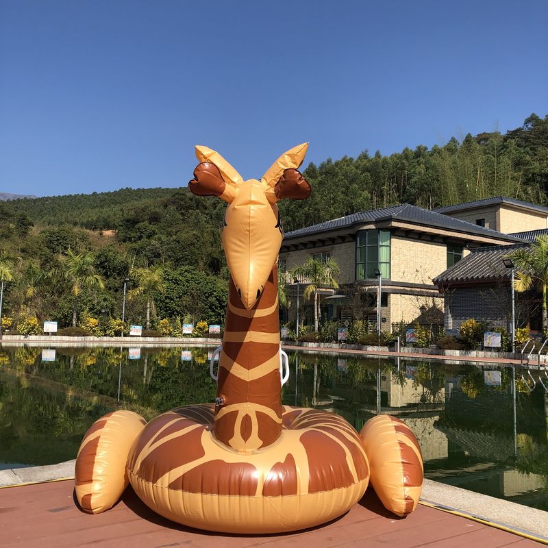 0.32mm épaisseur Animal piscine flottante gonflable extérieur Géante girafe piscine flottante