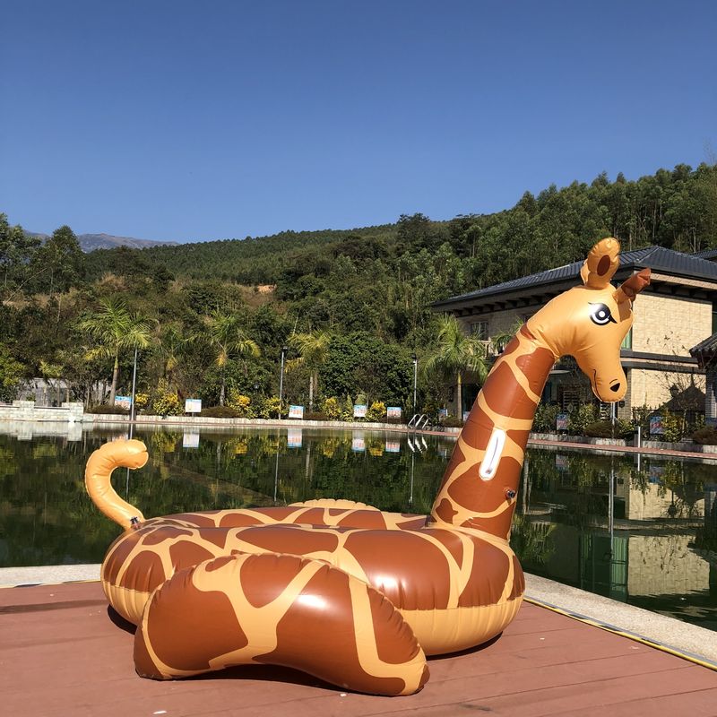 0.32mm épaisseur Animal piscine flottante gonflable extérieur Géante girafe piscine flottante