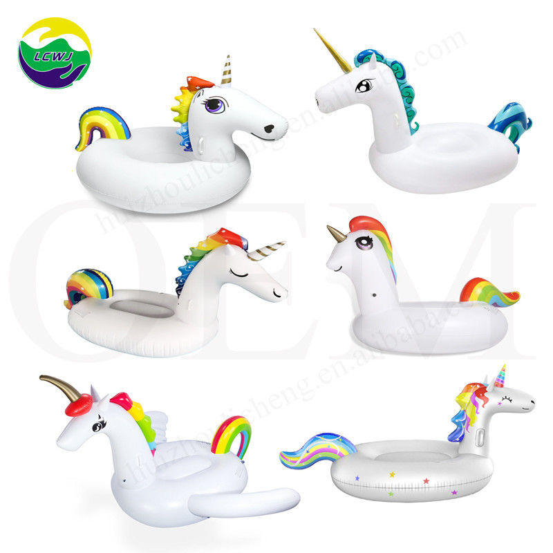 Ride sur une piscine gonflable Unicorn