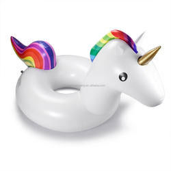 Ride sur une piscine gonflable Unicorn