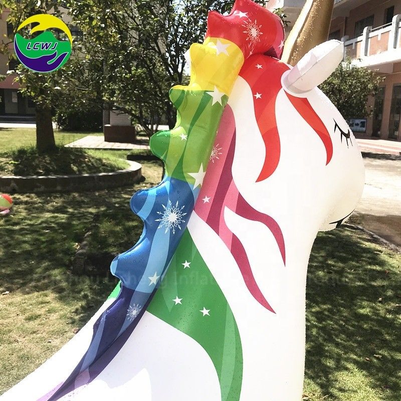 Jouet gonflable extérieur en PVC Unicorn 100 kg Sprinkler cadeaux Mat fournisseur pour le sol